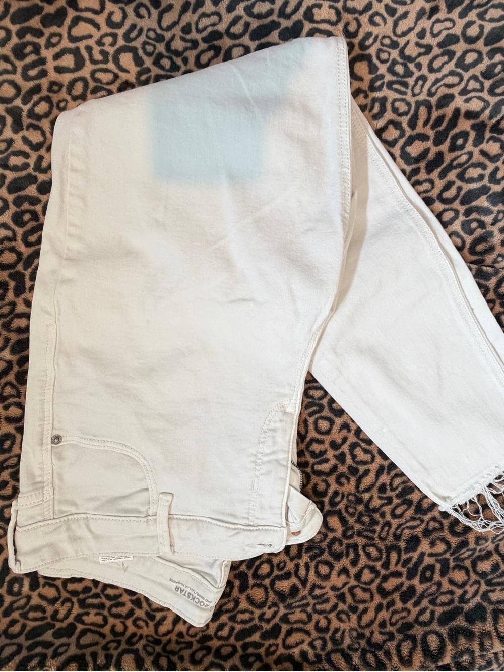 Old Navy White Cropped Ankle Jeans